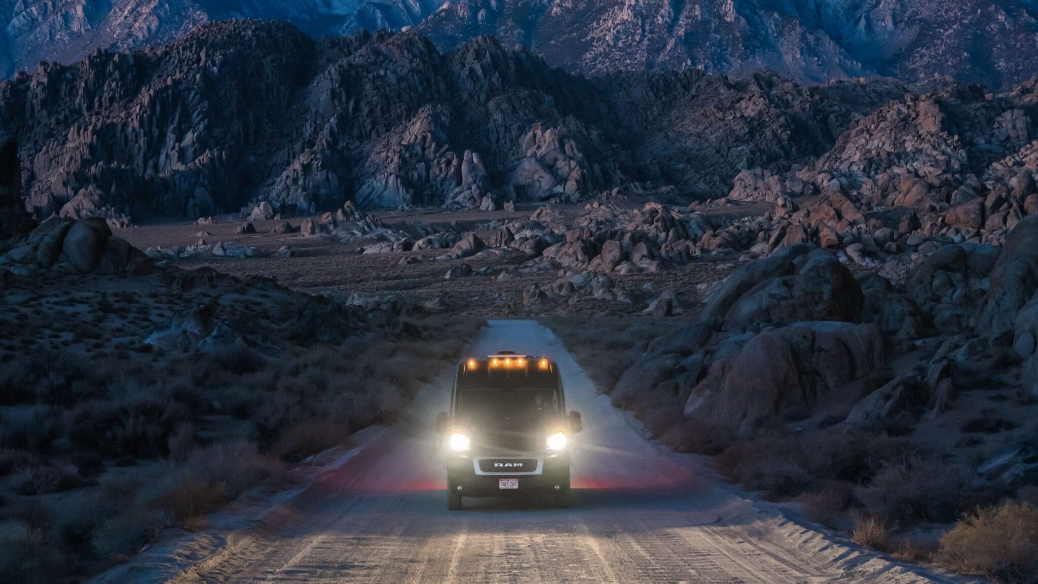 Campervan in Alabama Hills